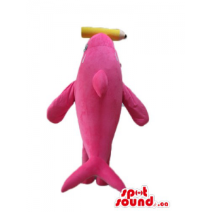 Delfín rosado con un...