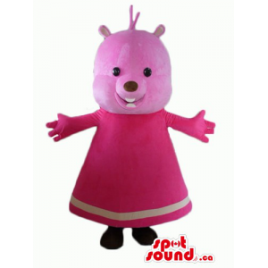 Oso rosado en un vestido de...