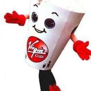 Mascotte du jour chez SPOTSOUND: Mascotte en forme de gobelet de coca, blanc . Découvrez les mascottes @spotsound_mascots #mascotte #mascottes #marketing #costume #spotsound #personalisé #streetmarketing #guerillamarketing #publicité . Lien: https://www.spotsound.fr/fr/4820-mascotte-en-forme-de-gobelet-de-coca-blanc.html