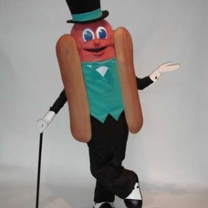 Mascotte du jour chez SPOTSOUND: Mascotte de hot dog géant habillé en costume vert et noir . Découvrez les mascottes @spotsound_mascots #mascotte #mascottes #marketing #costume #spotsound #personalisé #streetmarketing #guerillamarketing #publicité . Lien: https://www.spotsound.fr/fr/5779-mascotte-de-hot-dog-géant-habillé-en-costume-vert-et-noir.html