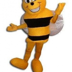 Mascotte du jour chez SPOTSOUND: Mascotte d'abeille noire et jaune. Costume d'abeille . Découvrez les mascottes @spotsound_mascots #mascotte #mascottes #marketing #costume #spotsound #personalisé #streetmarketing #guerillamarketing #publicité . Lien: https://www.spotsound.fr/fr/5682-mascotte-d-abeille-noire-et-jaune-costume-d-abeille.html